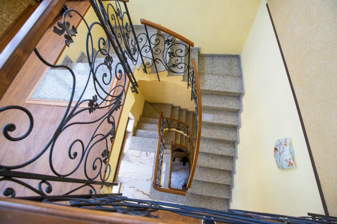 Villa Victoria Tbilisi Eksteriør billede